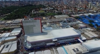 Lojistas do Mega Moda Shopping aumentam estoque e apostam em boas vendas para o final do ano